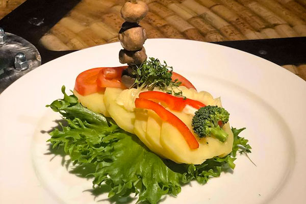 Kartoffelmad med tomat selskabsmad-smørrebrød-kartoffelmad